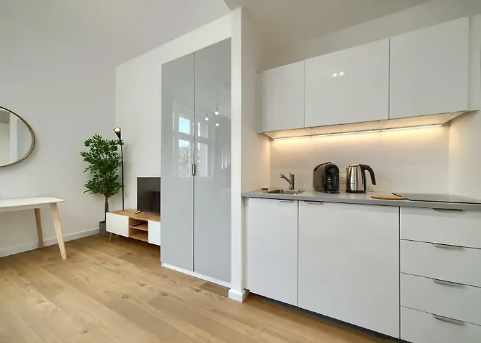 Apple Park شقة بوزنان