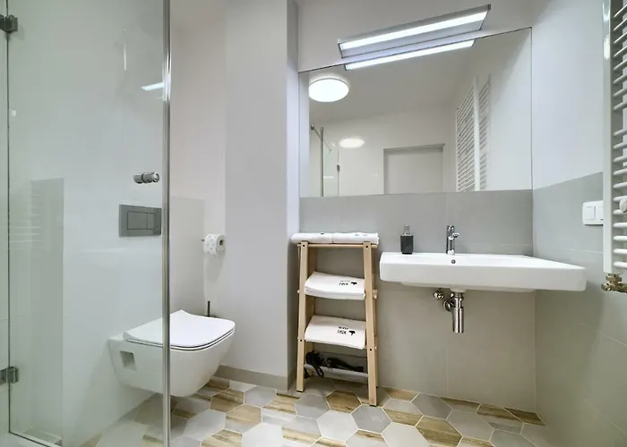 Apple Park شقة بوزنان