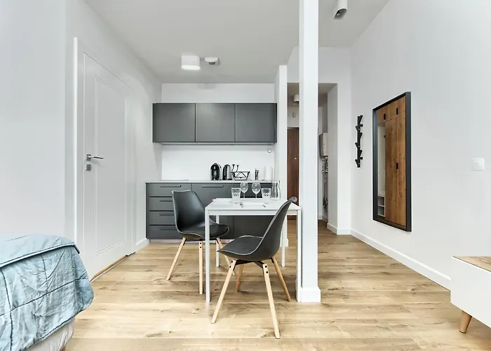 Apple Park Познань